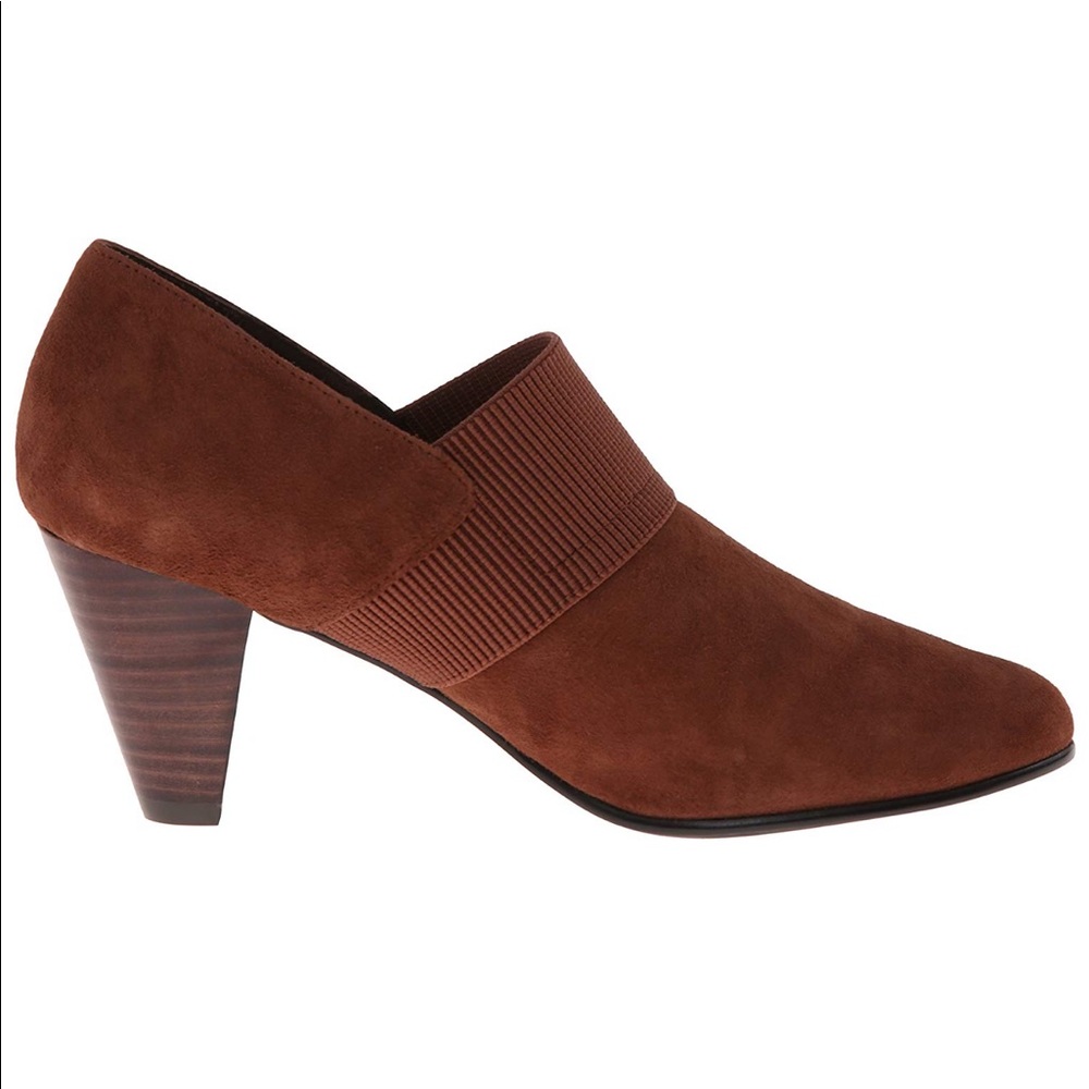 NIB Rust Cognac Leather Cuban Heel Ankle Booties - Picture 7 of 8